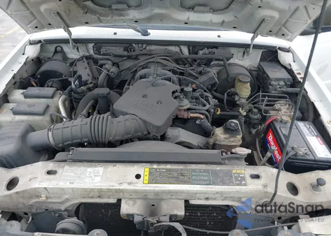 2004 Ford Ranger Unique Fleet z USA, uszkodzony, nr VIN 1FTYR10E84PB35430